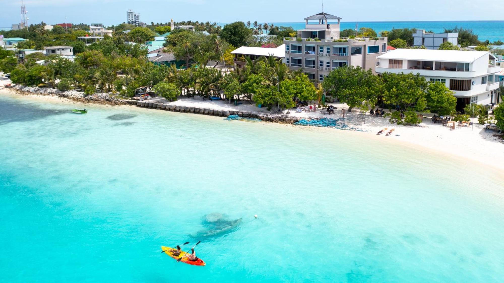 Hotel Rashu Hiyaa Dhiffushi Exterior foto