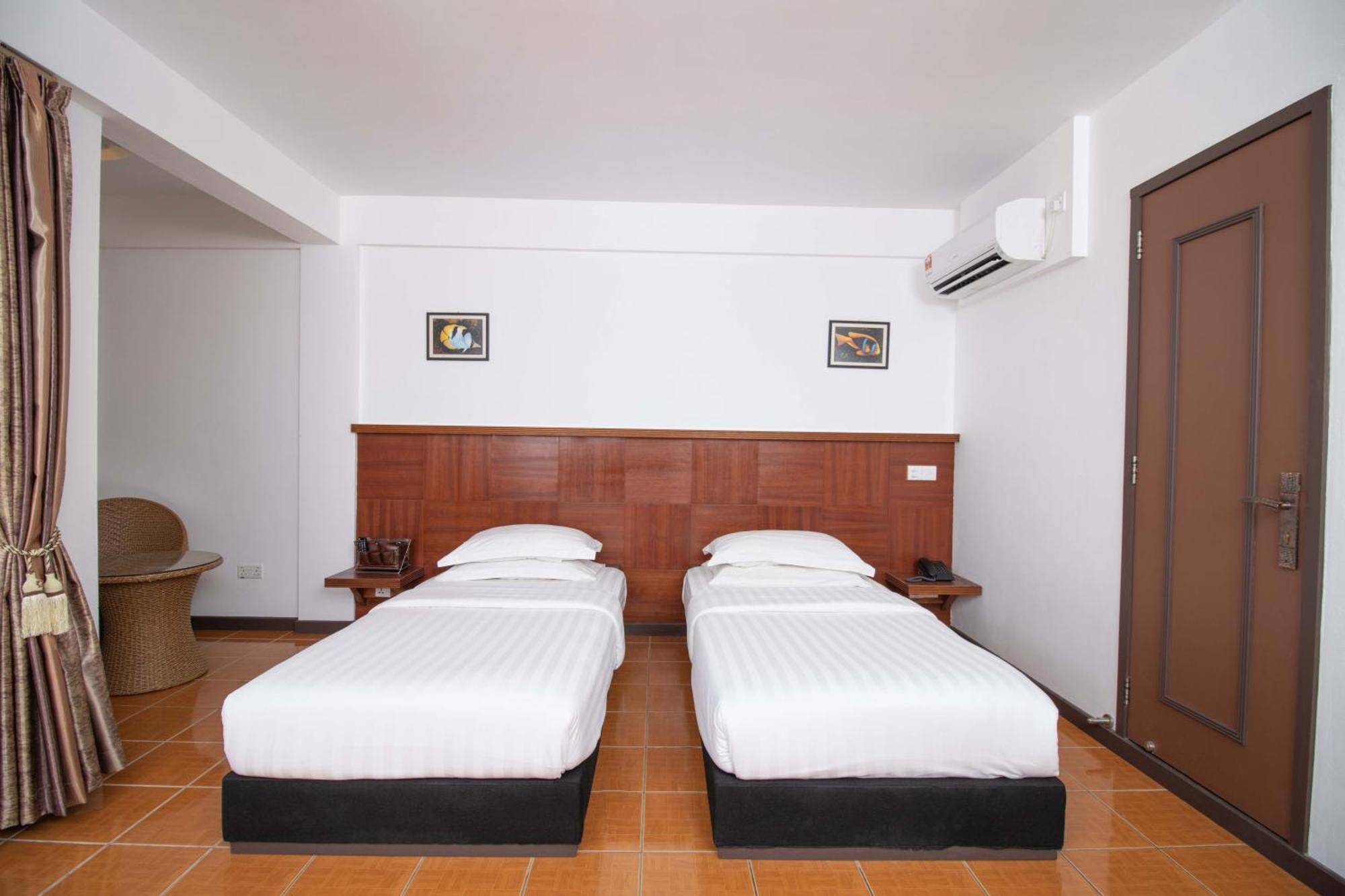 Hotel Rashu Hiyaa Dhiffushi Exterior foto