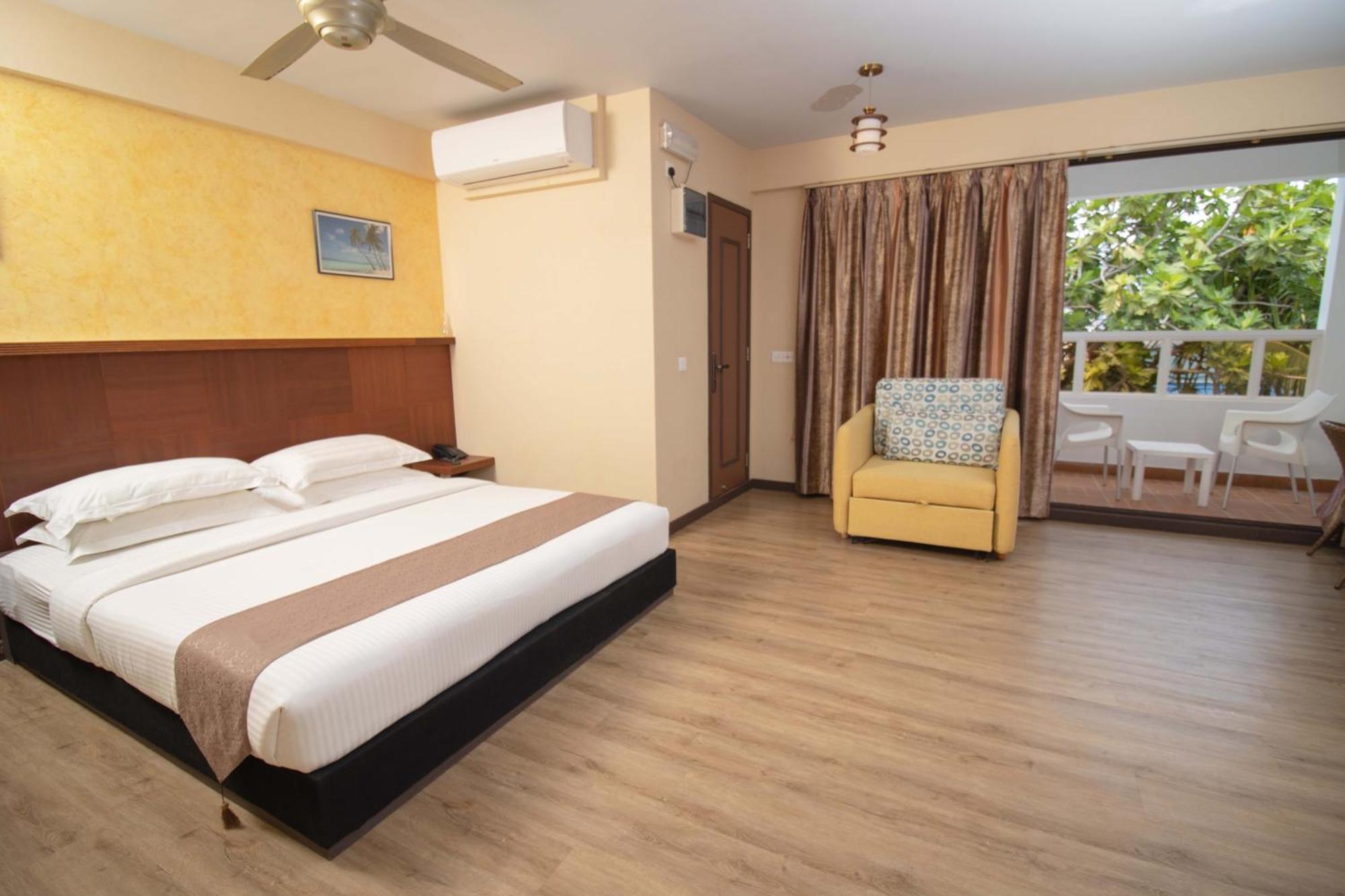 Hotel Rashu Hiyaa Dhiffushi Exterior foto