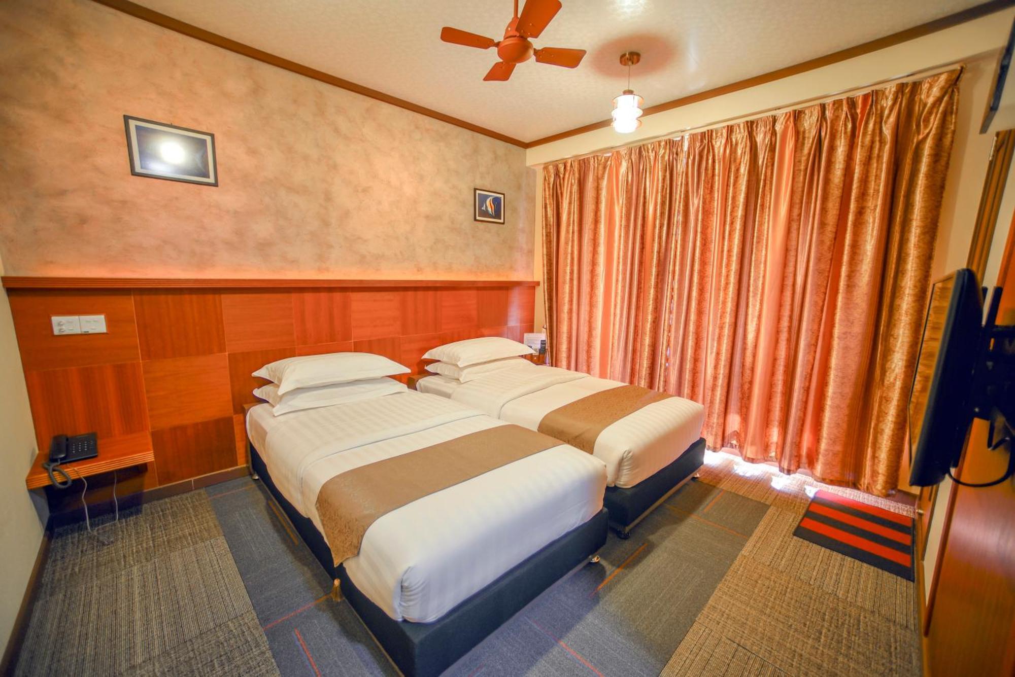 Hotel Rashu Hiyaa Dhiffushi Habitación foto